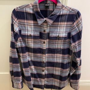 Patagonia women’s flannel shirt, lavender stripe